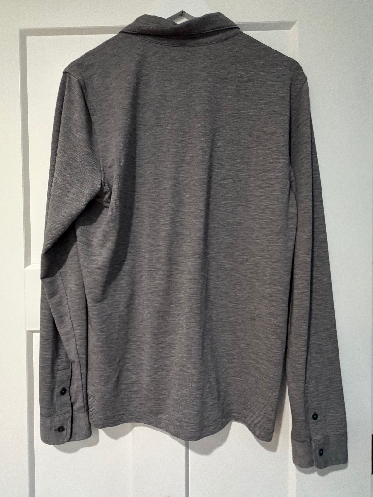 Vuori Shirt Mens Gray Long Sleeve Button Down Shirt Medium M — image 3 of 8